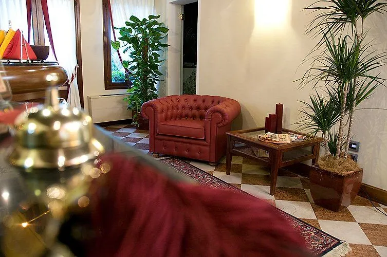 Hotel Scala Treviso 3*,  Italy