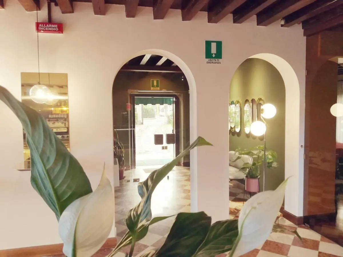 Hotel Scala Treviso Italy